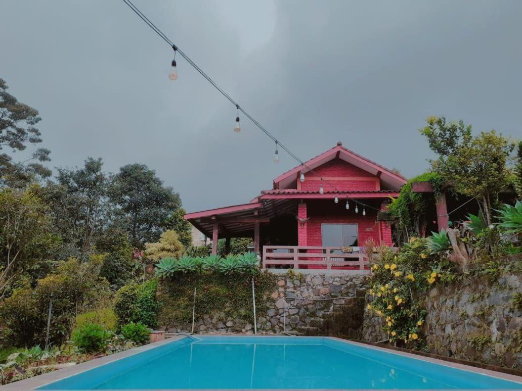 Villa Bata Merah By Spazie Paragajen Exterior photo